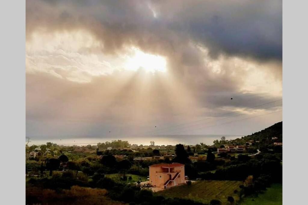Rodanthy III Katelios Luaran gambar